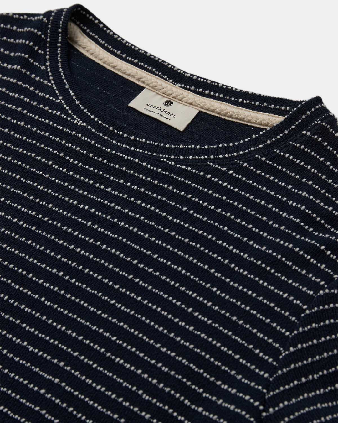Aksail sweat
