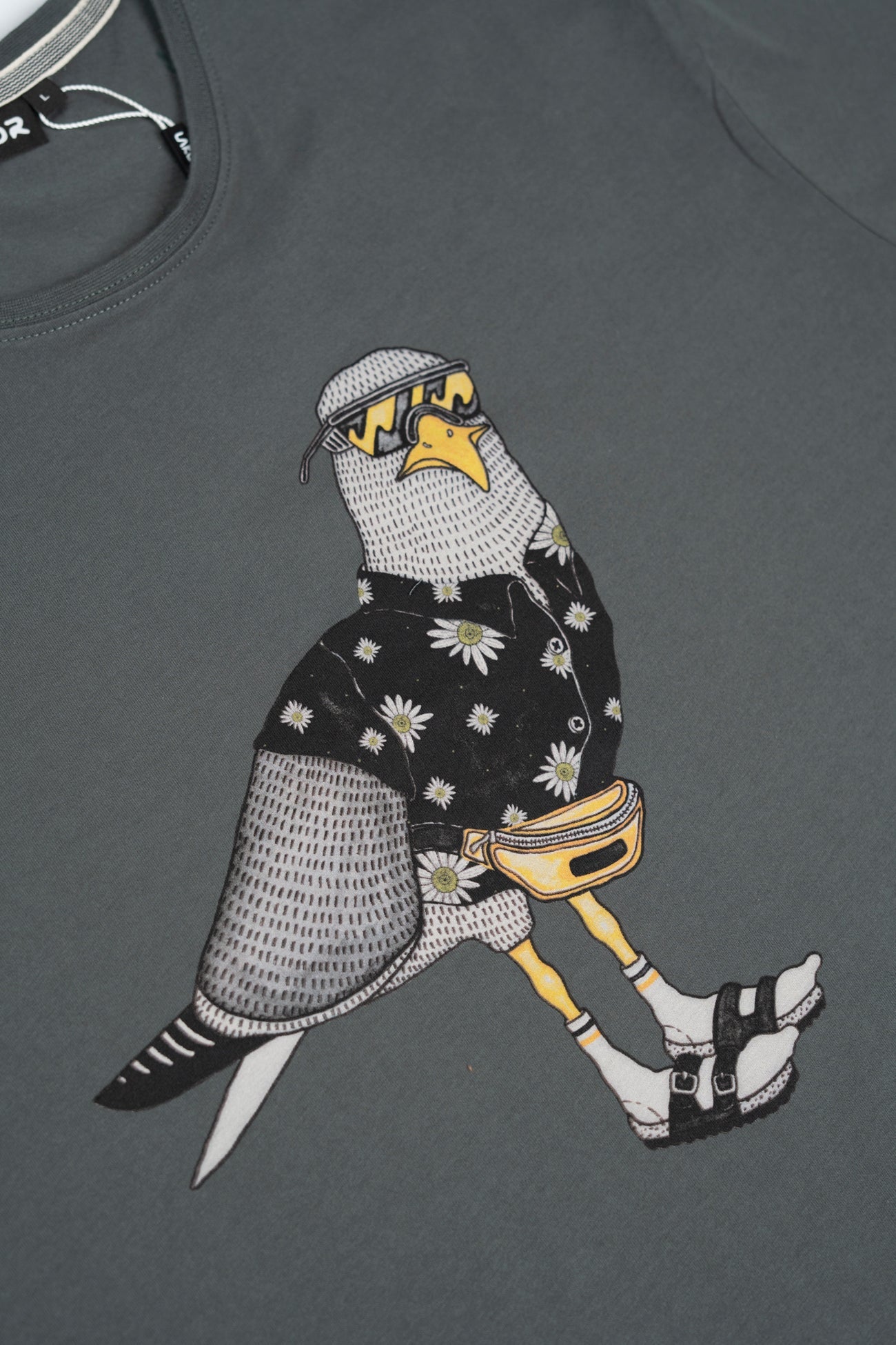 Sightseer seagull T-shirt