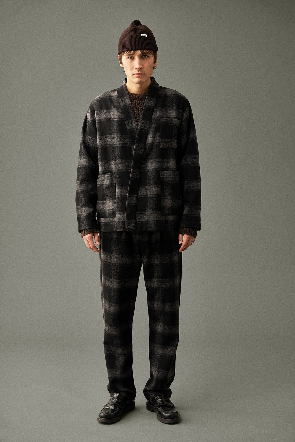 Akjan pleat check wool pants