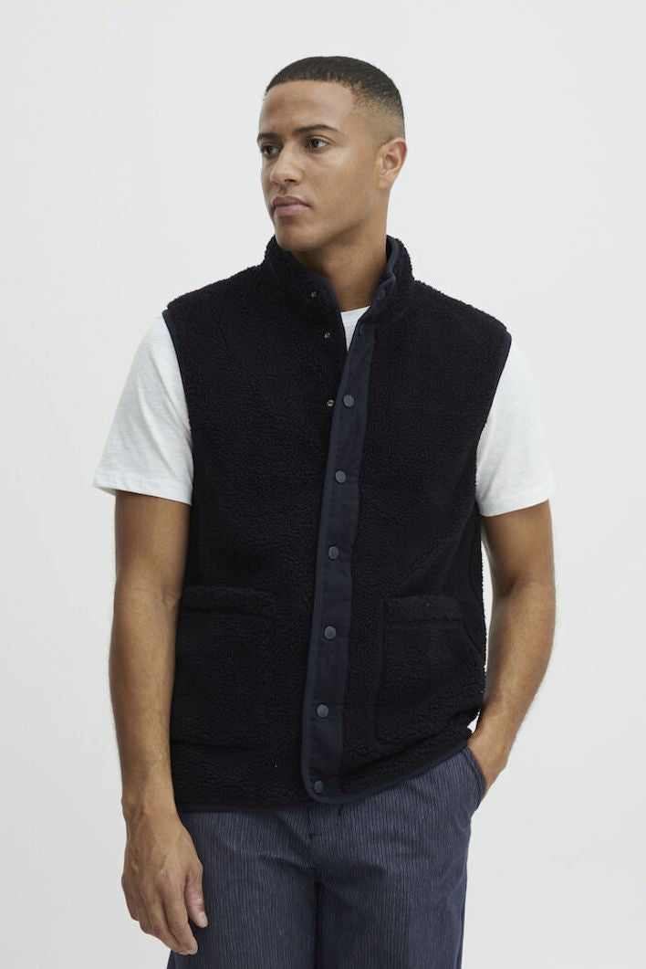 CFVitus teddy vest
