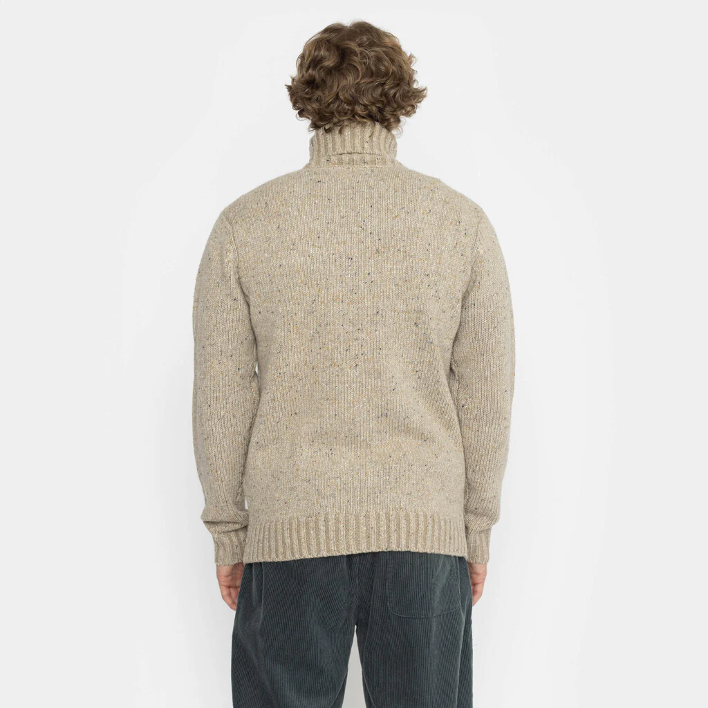 Revolution 6568 turtleneck