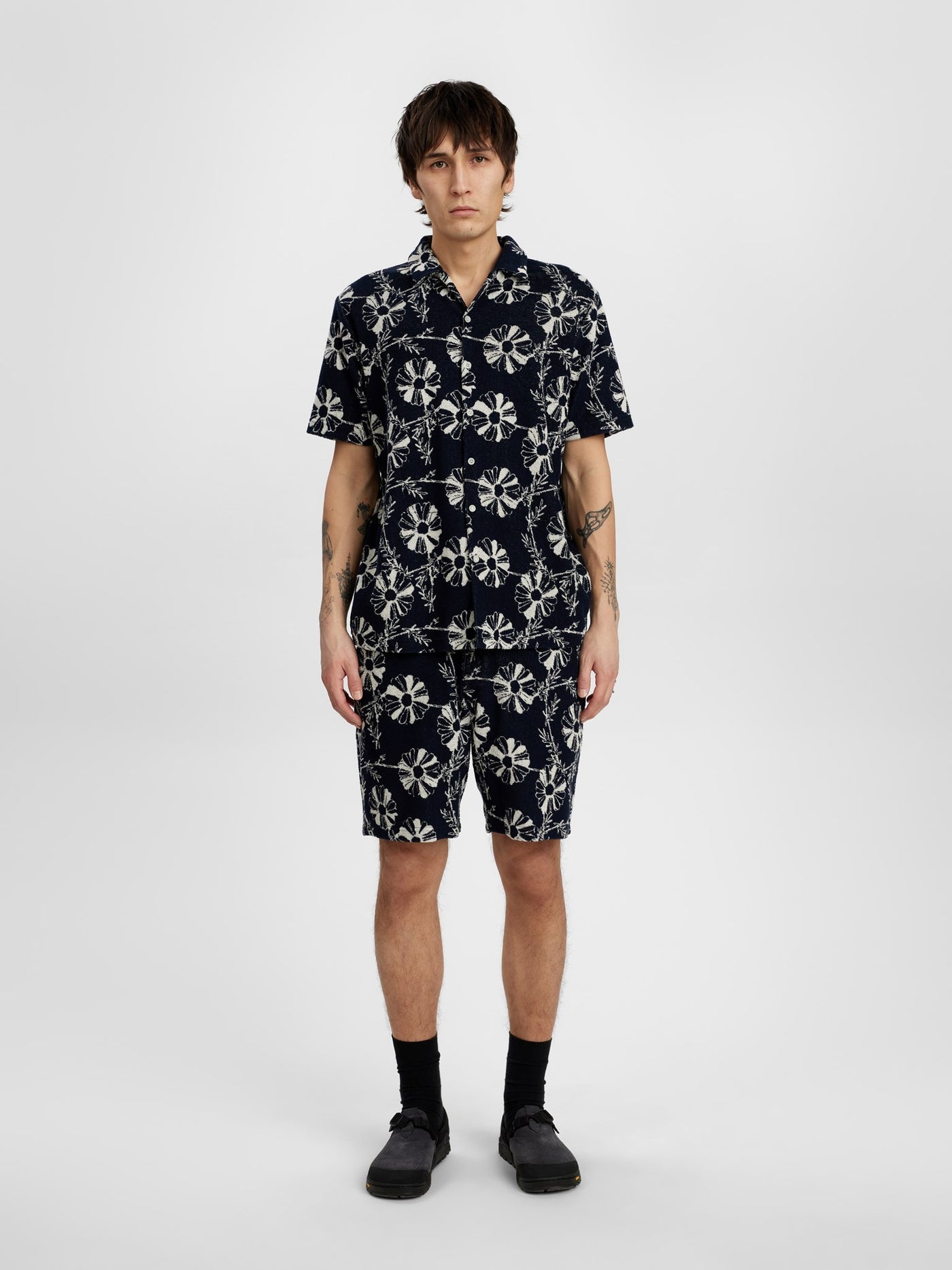 Akjan frotte aop shorts