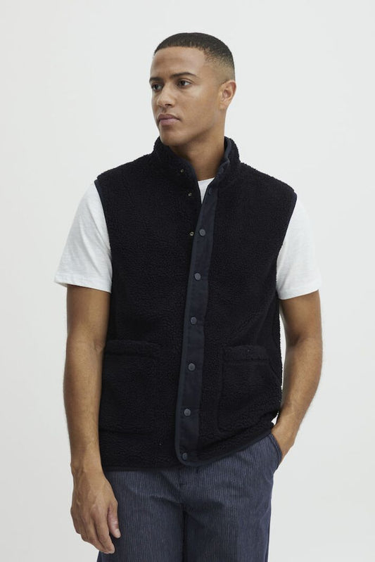 CFVitus teddy vest